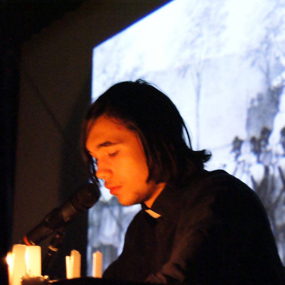 Hőseink - misztériumjáték (2010)
